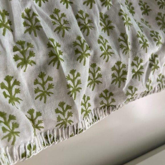 Green Floral Women's Tunic - Picture 10 of 16